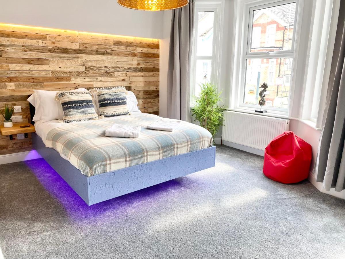 Cloud9 Guest House - By Coastline Retreats - Newly Renovated, Beautiful Ensuite Rooms Near Seafront In Town Centre, Netflix, Superfast Wifi, Communal Kitchen Bournemouth Ngoại thất bức ảnh