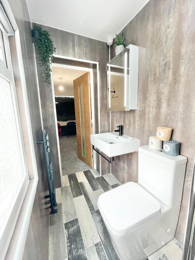 Cloud9 Guest House - By Coastline Retreats - Newly Renovated, Beautiful Ensuite Rooms Near Seafront In Town Centre, Netflix, Superfast Wifi, Communal Kitchen Bournemouth Ngoại thất bức ảnh