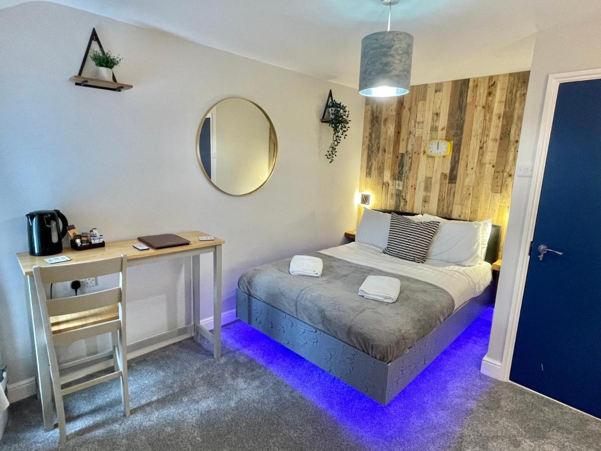 Cloud9 Guest House - By Coastline Retreats - Newly Renovated, Beautiful Ensuite Rooms Near Seafront In Town Centre, Netflix, Superfast Wifi, Communal Kitchen Bournemouth Ngoại thất bức ảnh